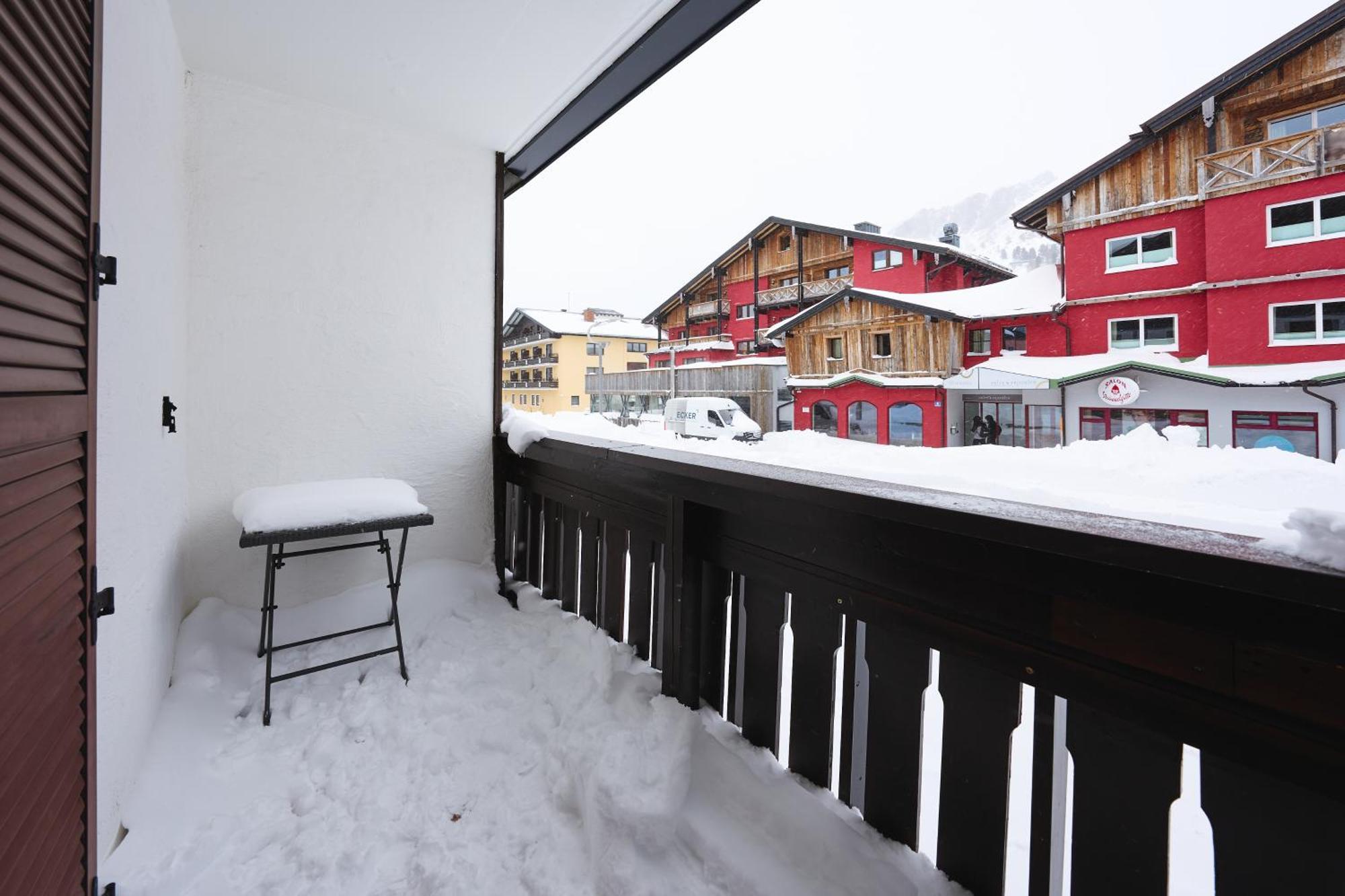 Alpina Holiday Living Zirbenstrasse Обертауерн Екстериор снимка