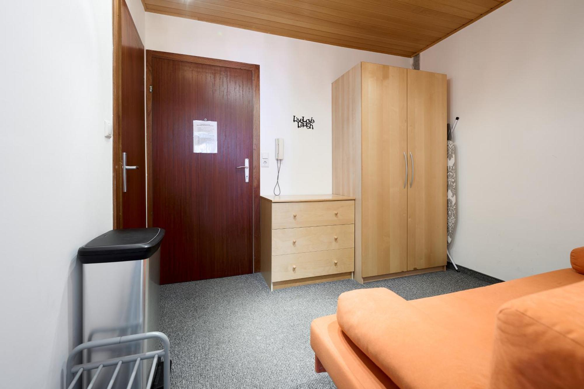 Alpina Holiday Living Zirbenstrasse Обертауерн Екстериор снимка